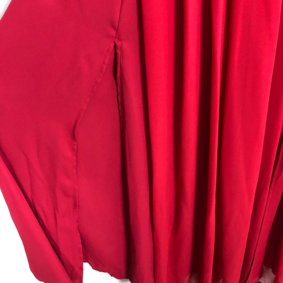 Eva Mendes Gown with Open Back - Picture 7 of 9